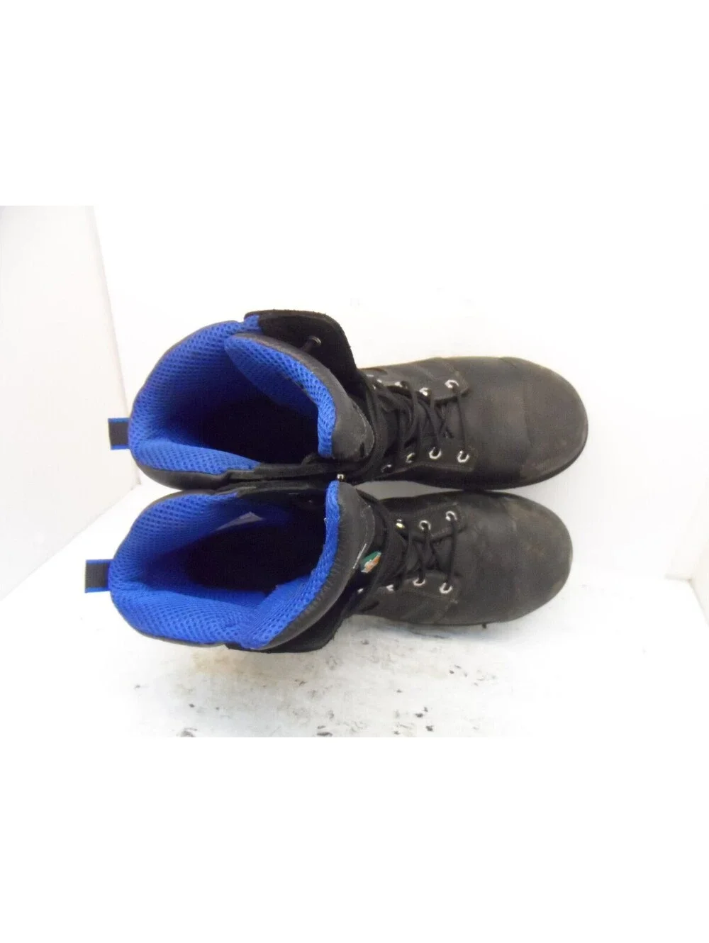 Dakota used boots